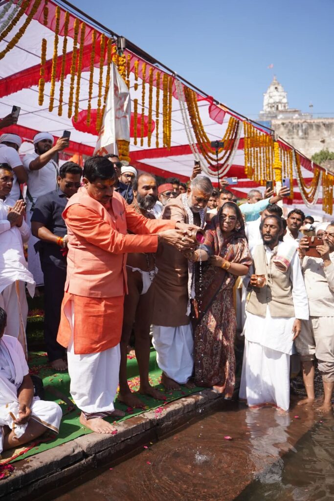 श्रीकृष्ण ने जहां की लीलाएं और जहां पड़े उनके चरण, सभी देवस्थानों को तीर्थ के रूप में करेंगे विकसित : मुख्यमंत्री डॉ. यादव ओंकारेश्वर लोक का किया जायेगा विकास