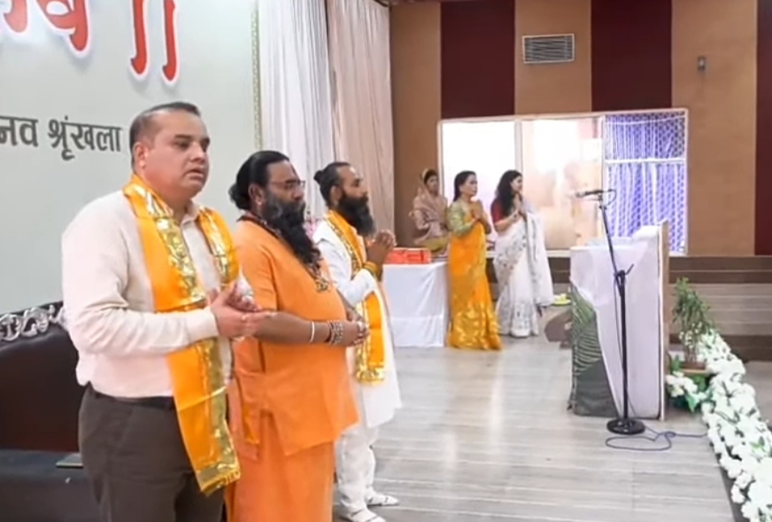रामचरितमानस केवल धार्मिक पुस्तक नहीं अपितु पुर्ण वैज्ञानिक ग्रंथ हैं – डॉ. नरसिंह दास महाराज !
